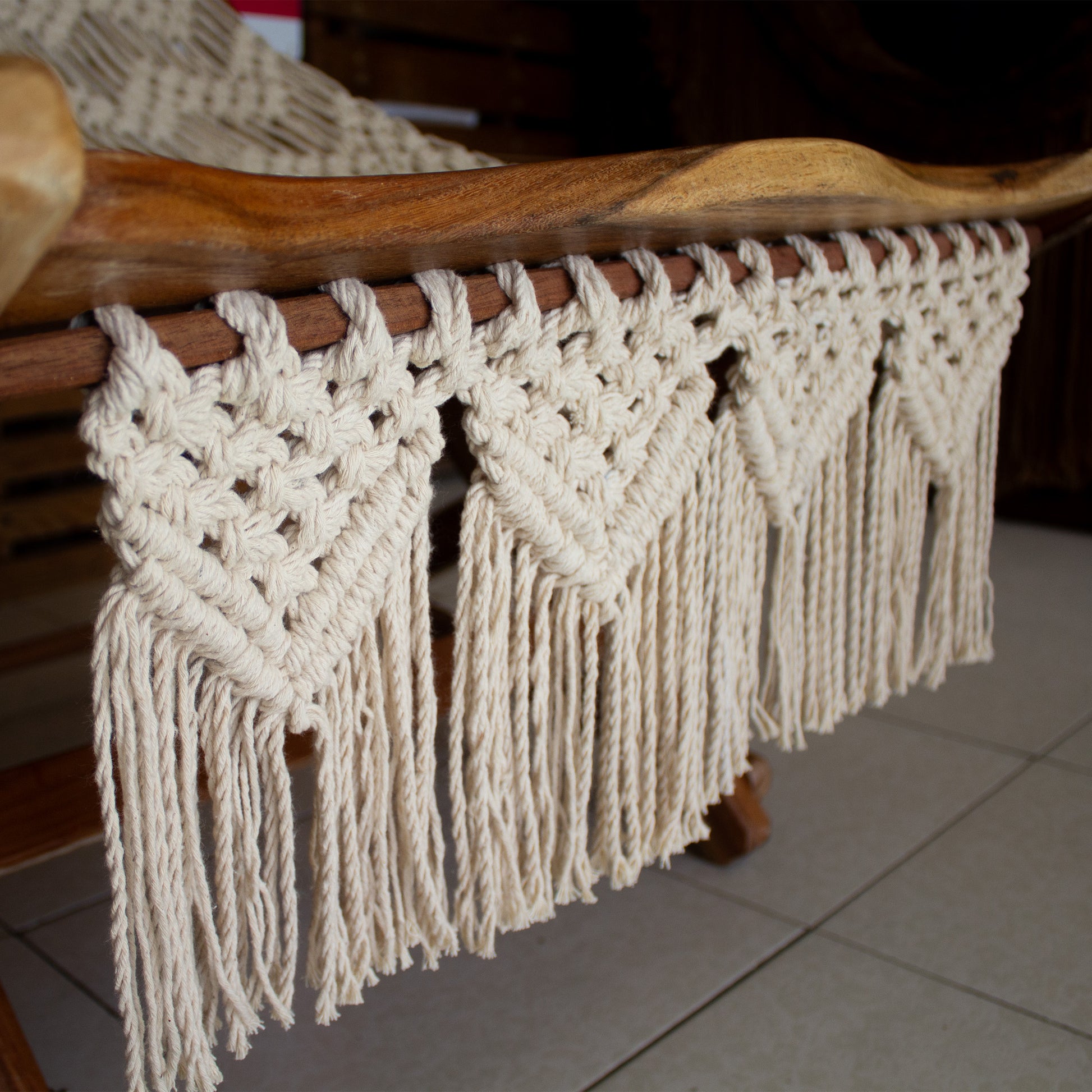 Silla Mecedora Macramé Natural