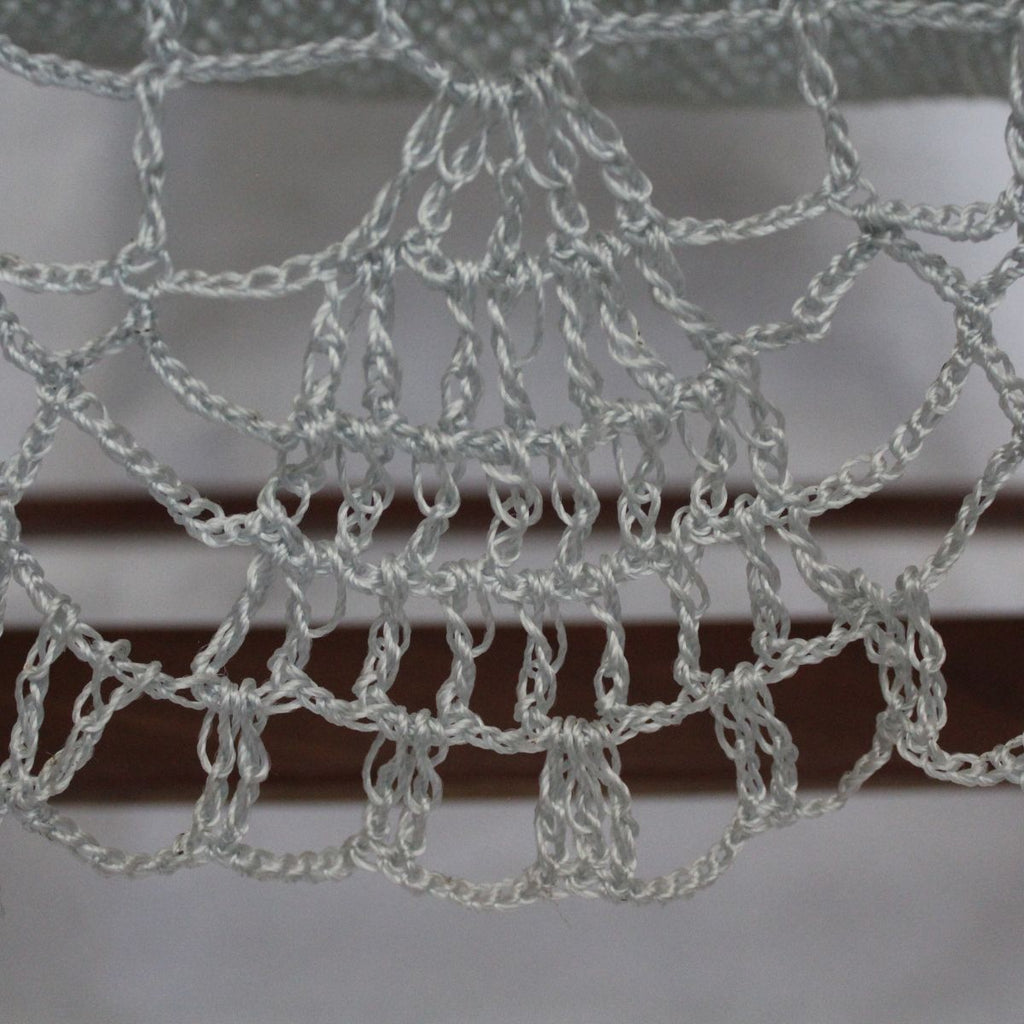 Silla Mecedora con Ganchillo Plata